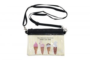 ショルダーポーチ