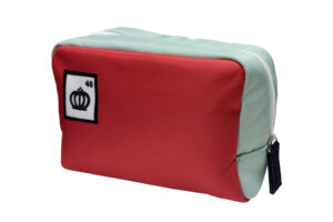 スクエア化粧ポーチ